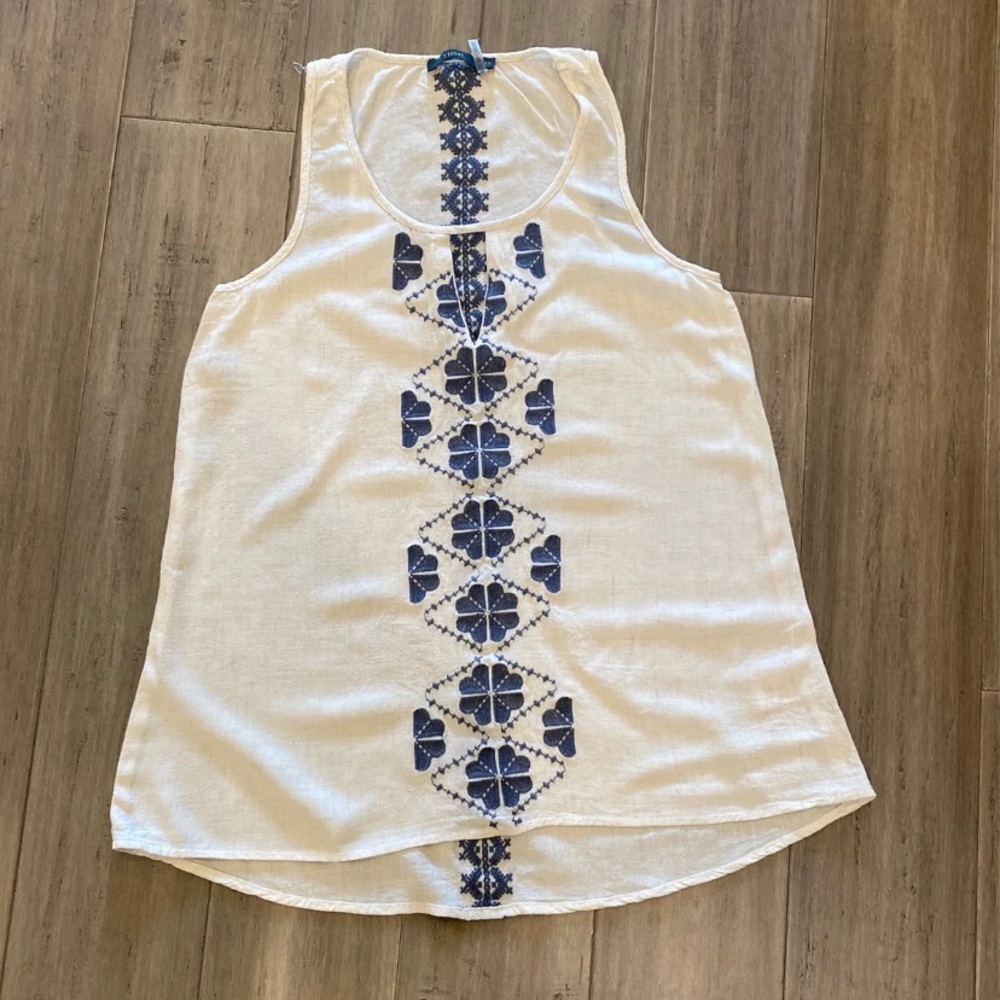 THML Embroidered Linen Keyhole Tank Top